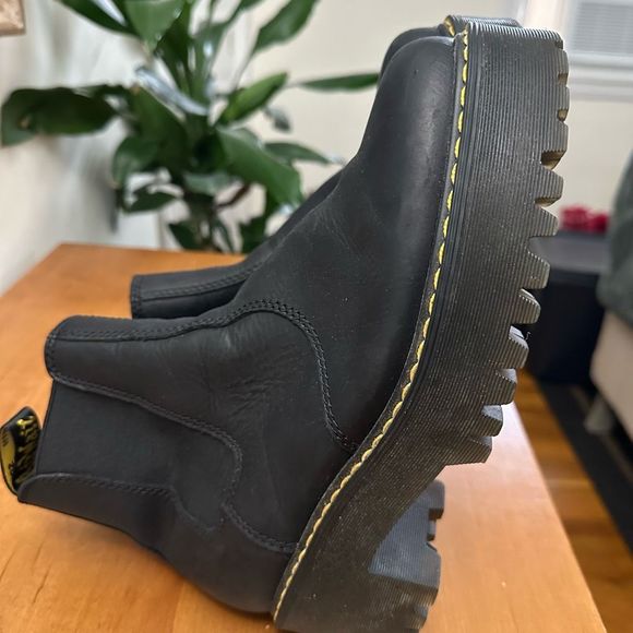 Dr. Marten’s 2976 WARMWAIR LEATHER CHELSEA BOOTS unisex - Picture 11 of 12